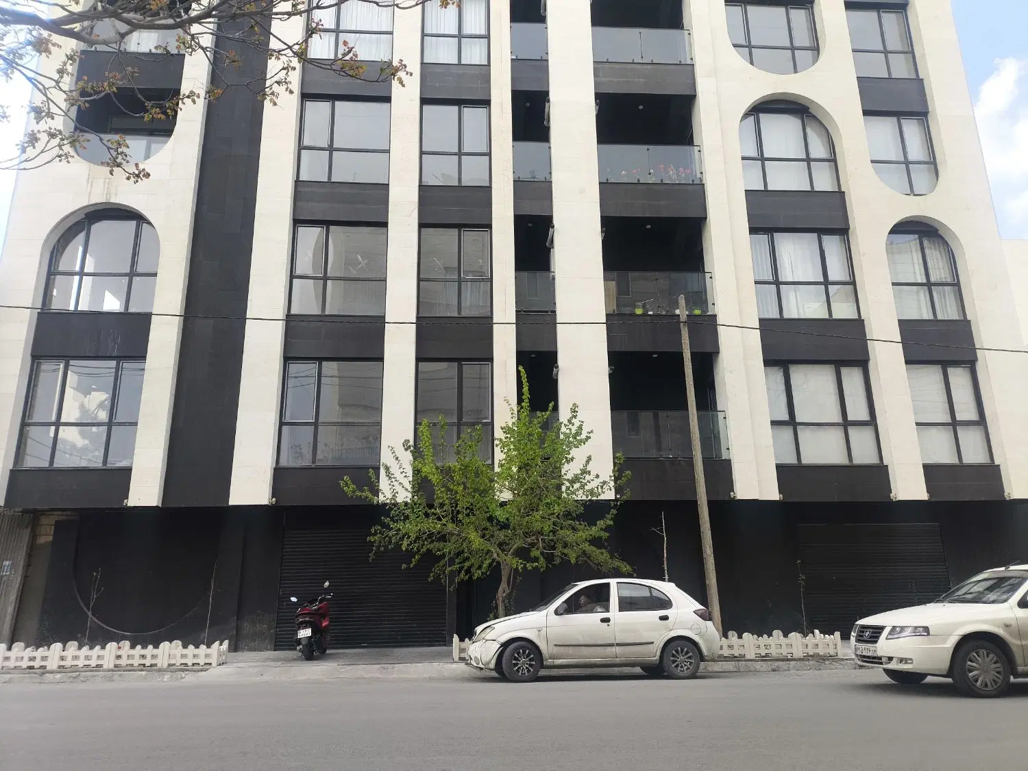آپارتمان 105و140متری فلاحی 16سه خوابه دونبش مدرن