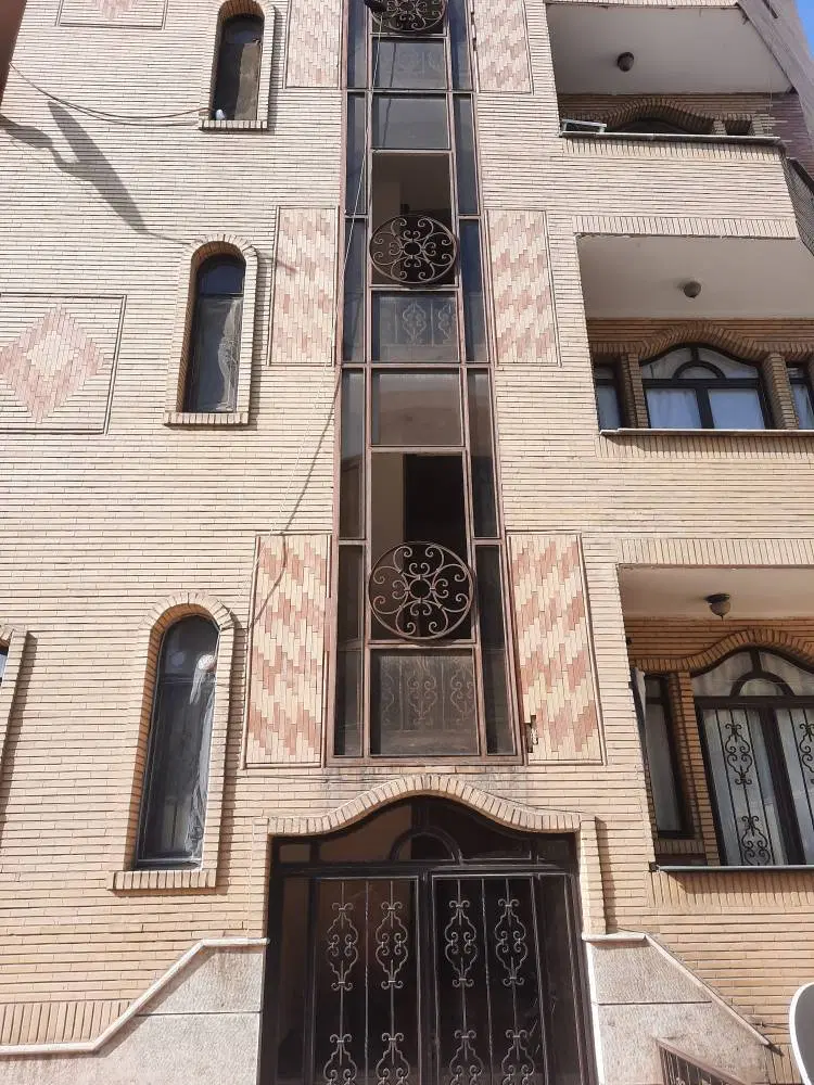 بهارستان ۸۵ متری
