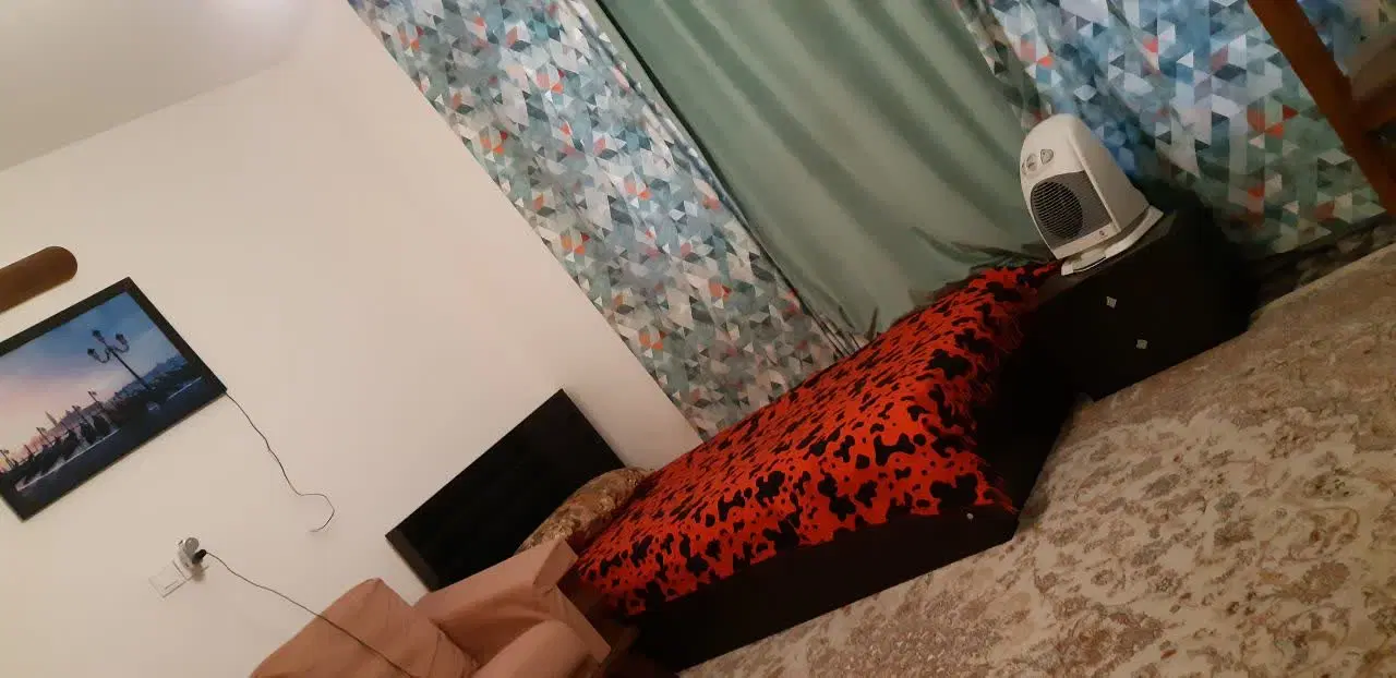 ۷۵ متر همکف بدون پله تک واحدی ساختمان فقط سه واحد