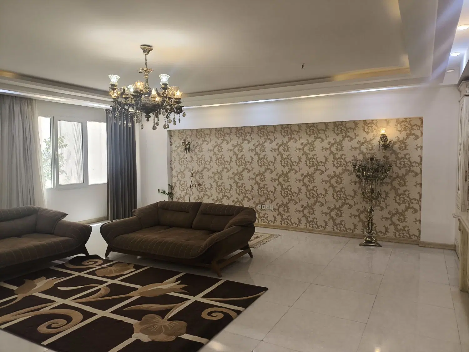 آپارتمان 153متری رفیعی 8 بادو پارکینگ اختصاصی