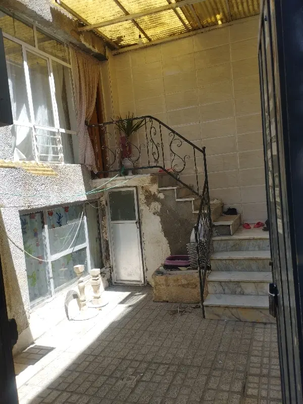 خونه ویلایی داخل کوچه بن بست