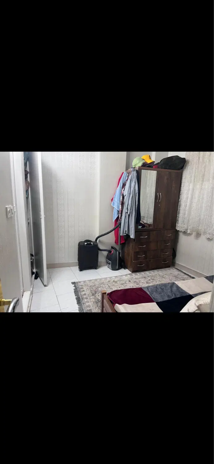 ۱واحد اپارتمان ۴طبقه ۲واحدی ط ۱