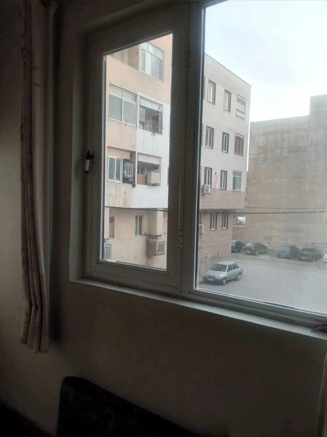 آپارتمان ۶۹ متری ___ رجایی