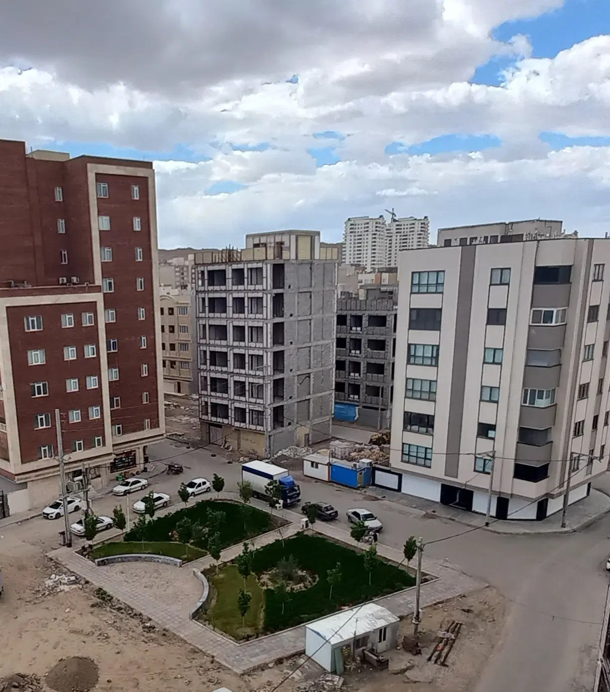 بیا خاک بخر طلا ببر فروش زمین درمنطقه در حال توسعه