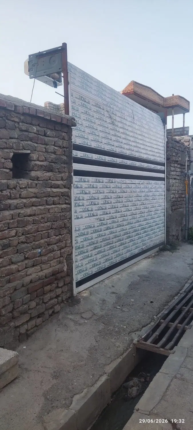 خانه کلنگی ۱۵۰ متری دونبش اخلاص و کوهنورد