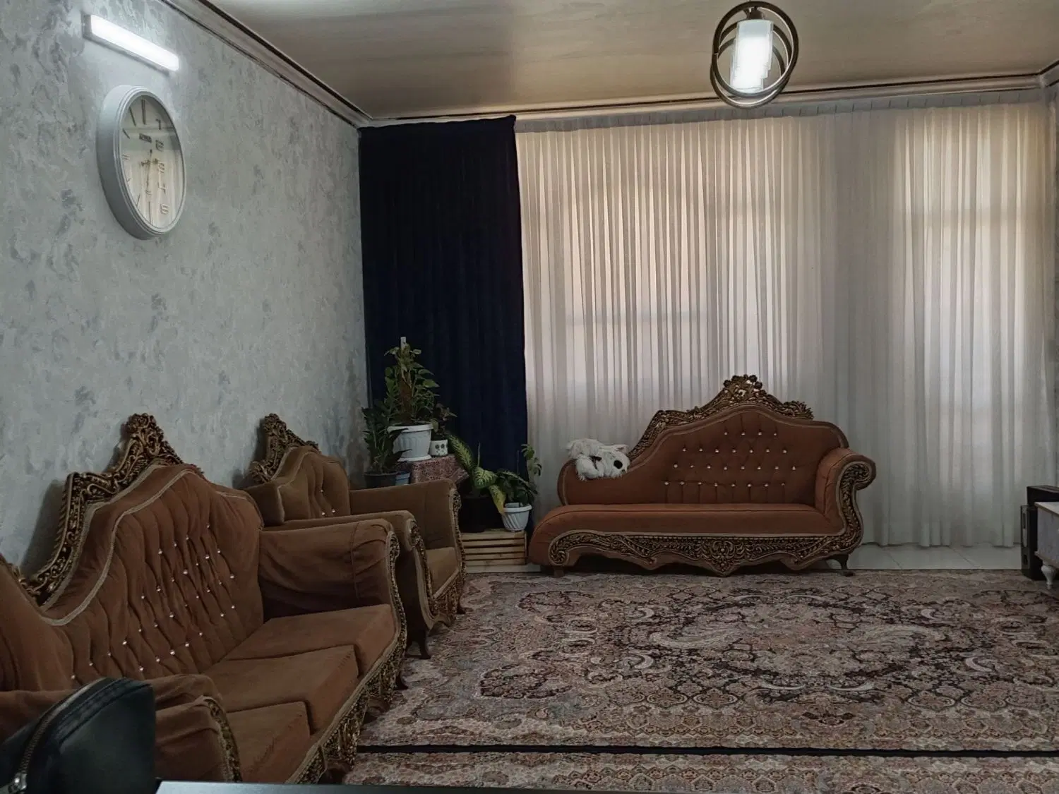 آپارتمان شیک مرتب ورودی ثامن 9 هاشیه فرجی