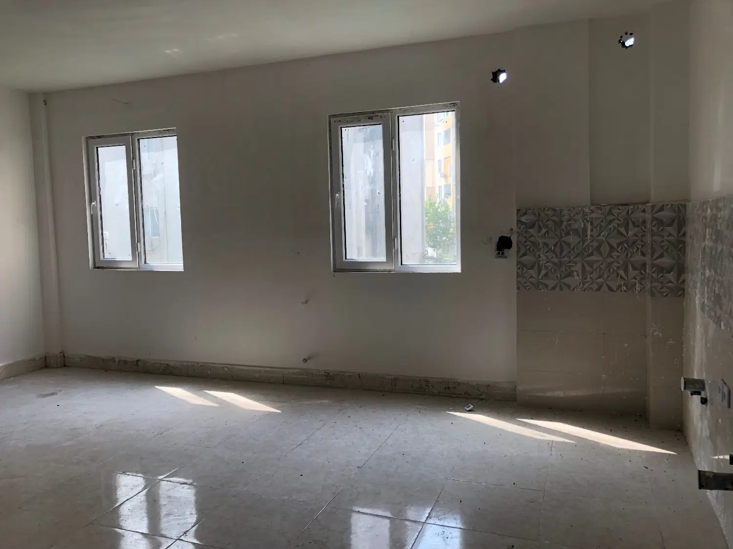 فروش واحد ۷۵ متری خام