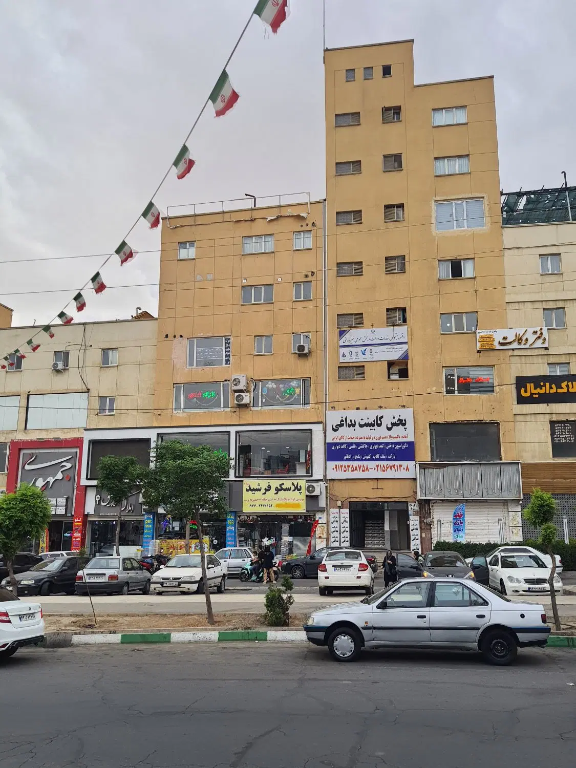 رهن کامل ۷۳ متر اداری فاز۲ پرند