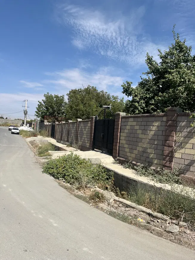 زمین داخل طرح هادی