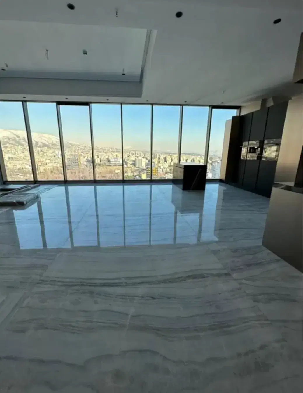 سه خواب 202متری _ تک واحدی _ خوش نقشه _ پاسداران