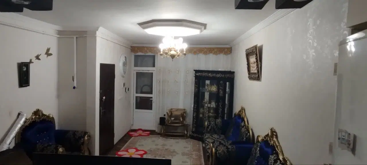آپارتمان در مفتح  طبقه دوم با تمام امکانات