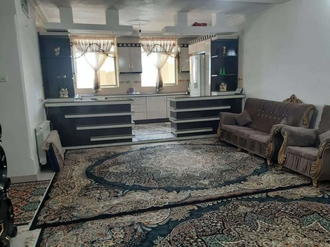 آپارتمان 80 متری دو خوابه محدوده مولوی
