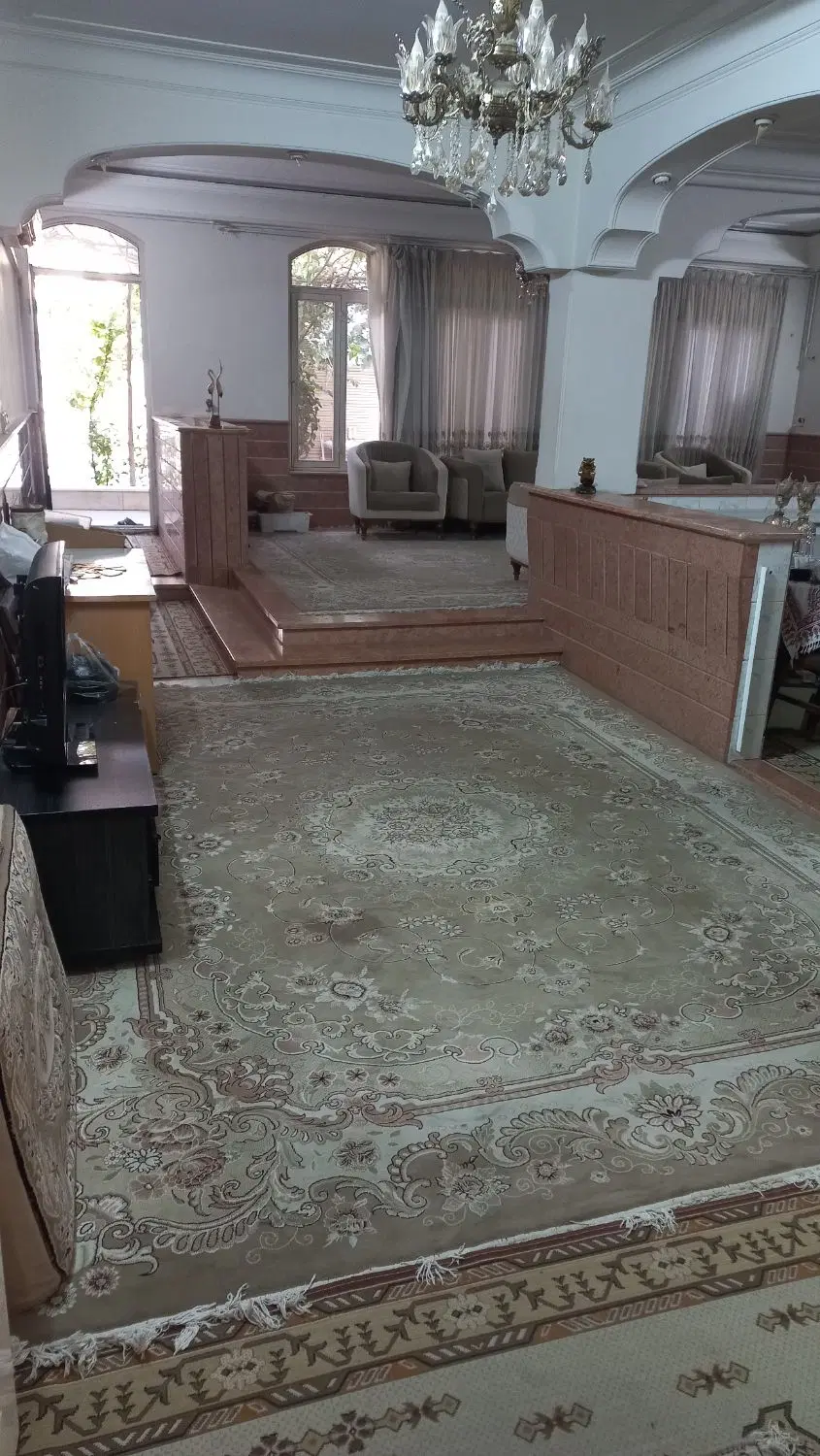 یک باب منزل مسکونی همکف بدون پله