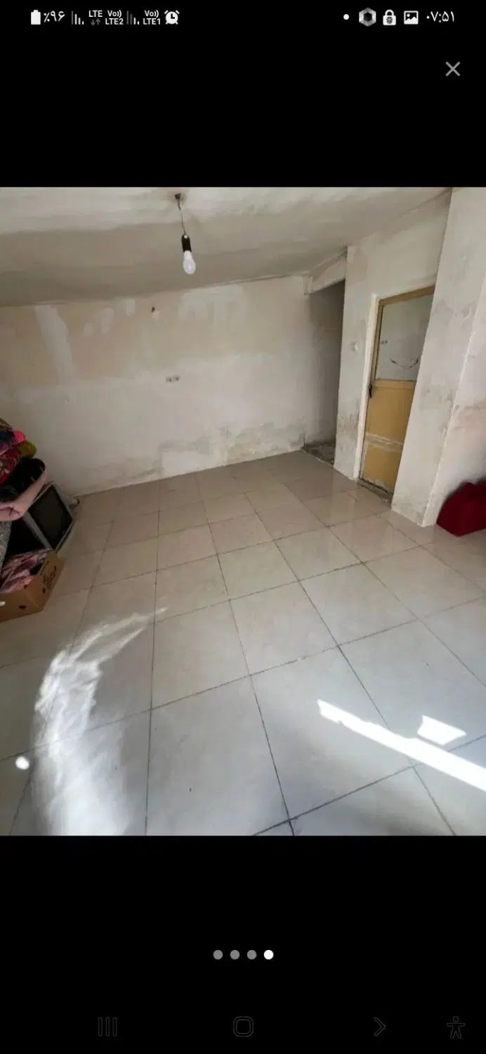 ملک دربست