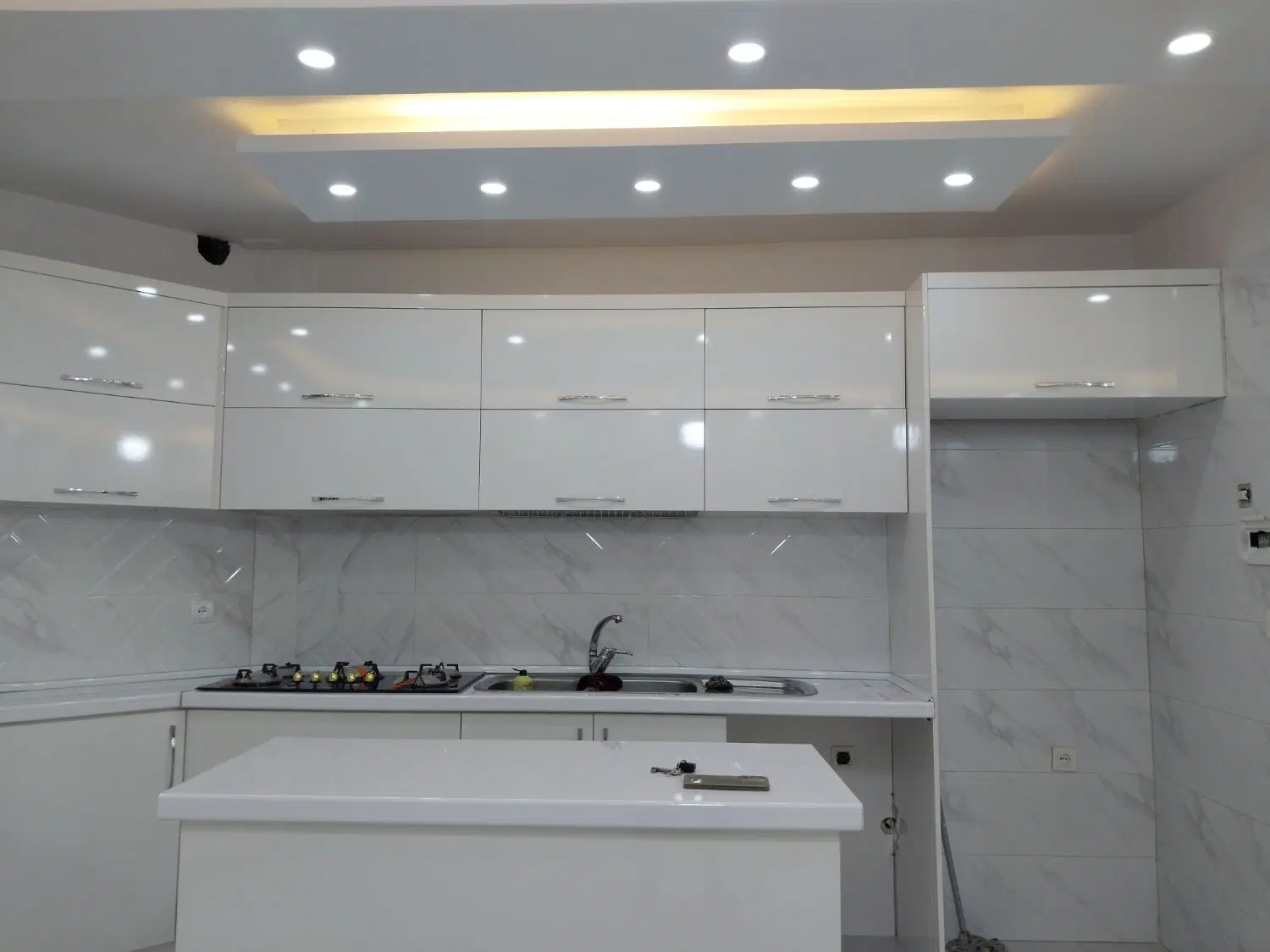سرباز کوچه مینایی فر تکواحدی با حیاط در اختیار
