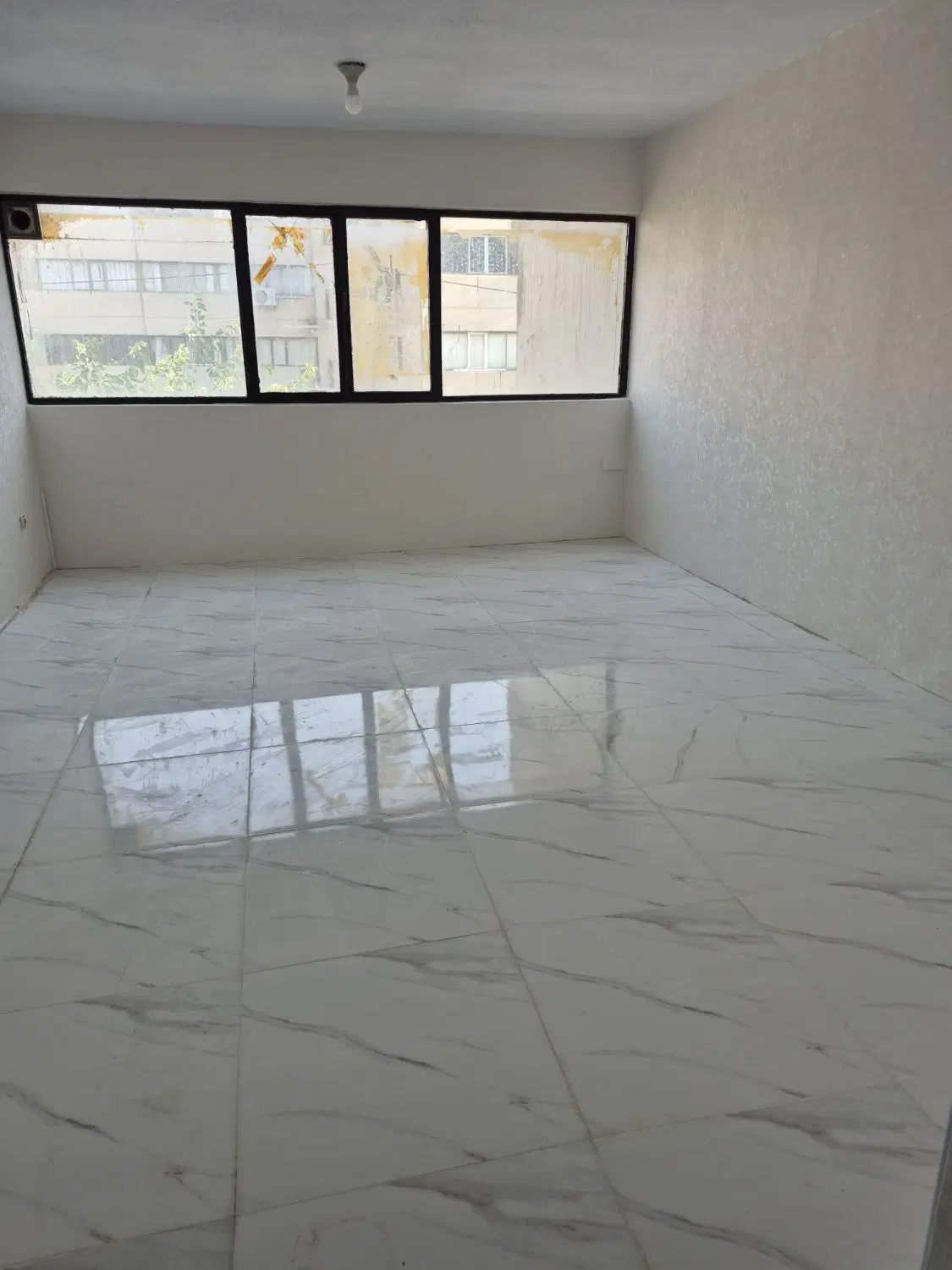 آپارتمان سنددار اکباتان واوان
