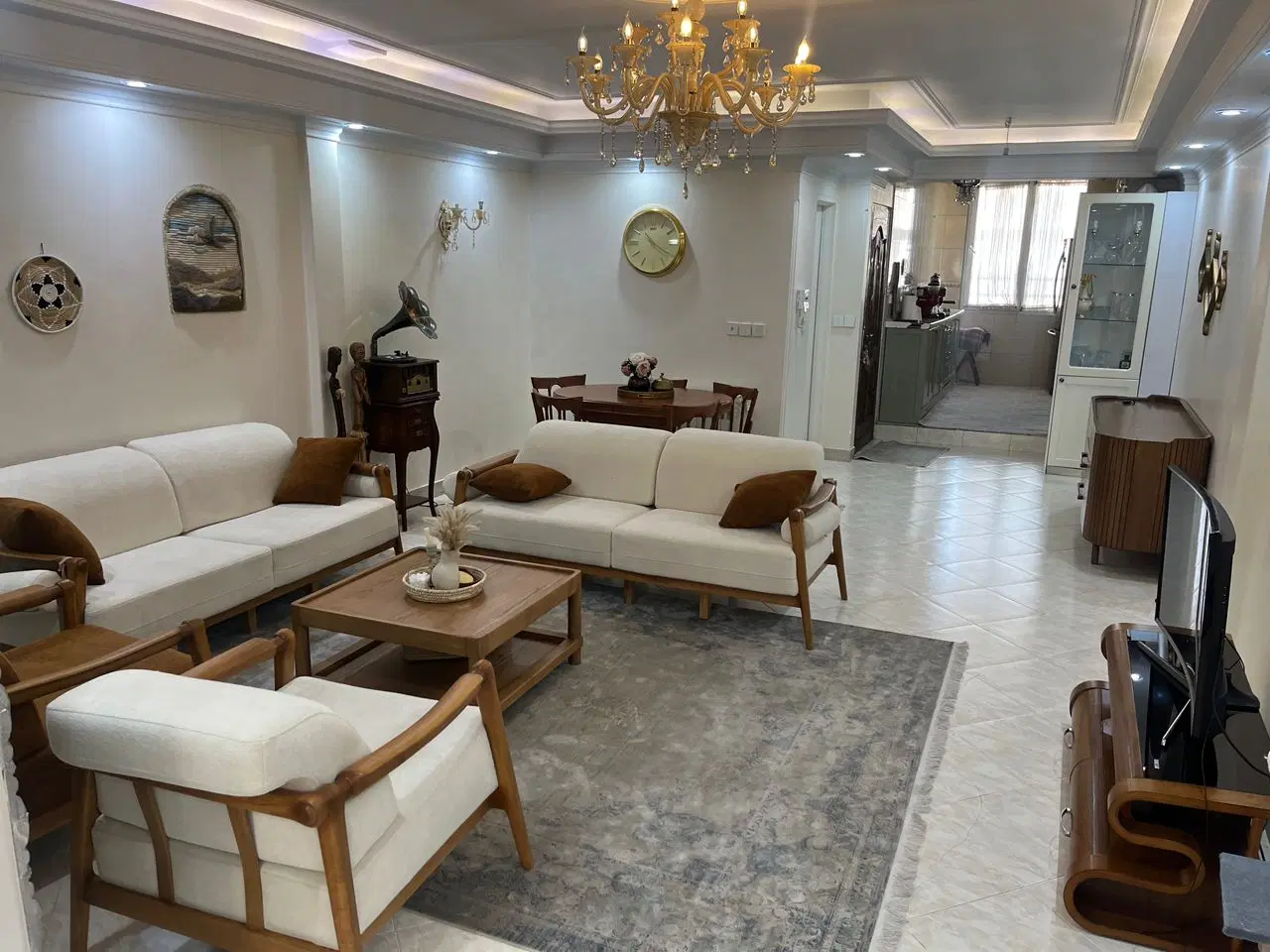 ۱۴۱ متر ۳ خواب تکواحد تاپ لوکیشن ریحانی