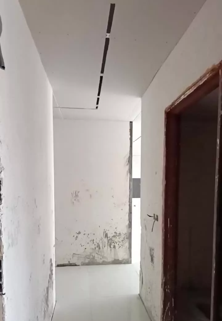 آپارتمان درحال ساخت