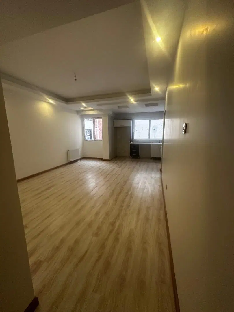 اپارتمان ۷۰ متر دو خوابه