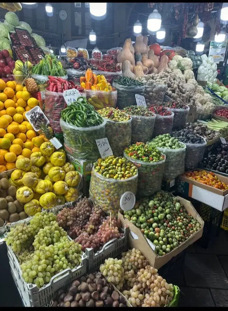 میوه وماهی فروشی. پارک شیرین درب سرپوشیده فروش)رهن