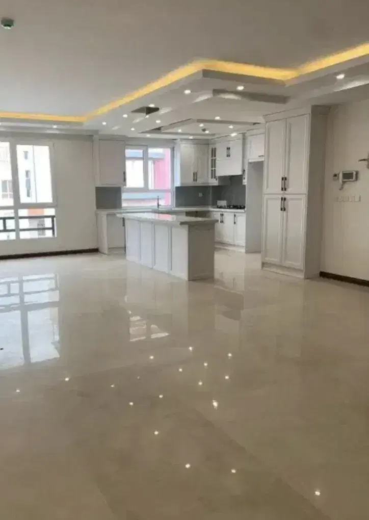 ۸۳متر_فول امکانات کلید نخورده_تاپ لوکیشن