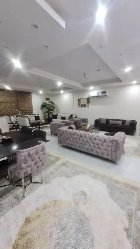 رهن مسکونی ۱۳۰ متر  اوایل کیان اباد غربی