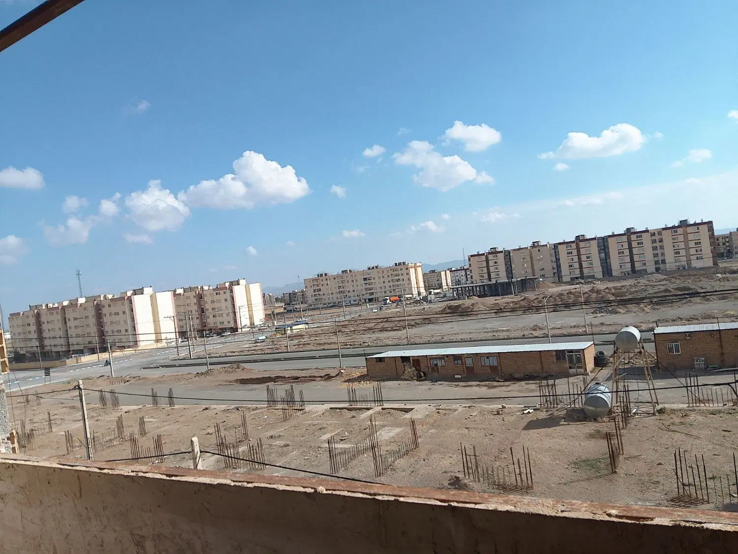 مسکن مهر نیمه ساز