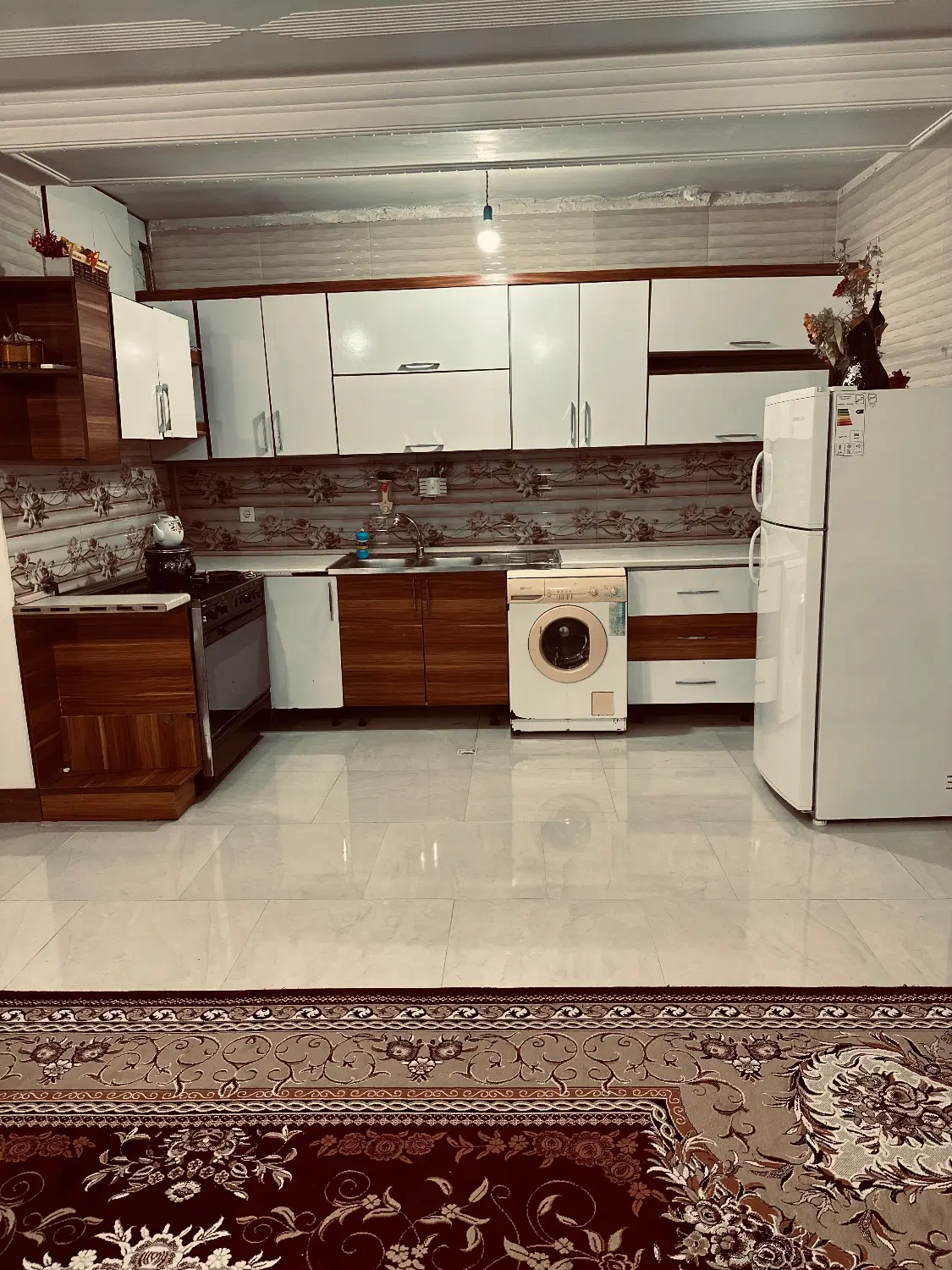 اجاره سالانه  ویلا حیاط دار