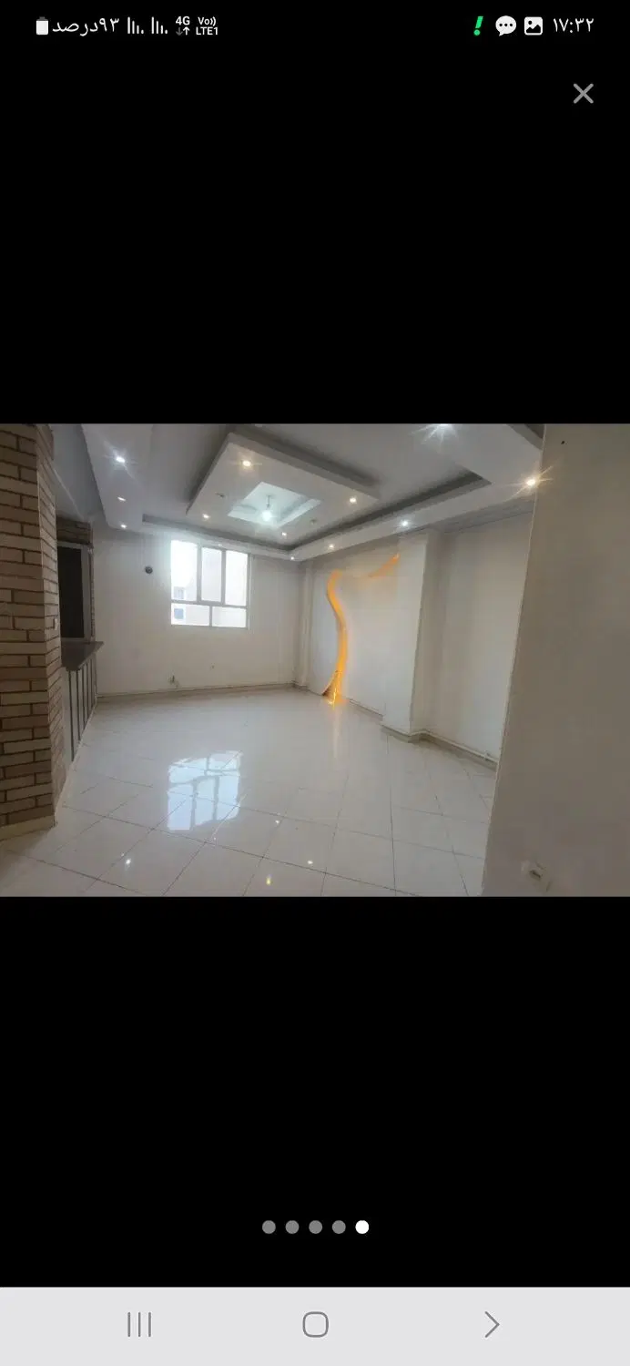 ۹۸مترطبقه۲سندتکبرگ پارکینگ پایین فلکه پنجم ۵و۳۰۰