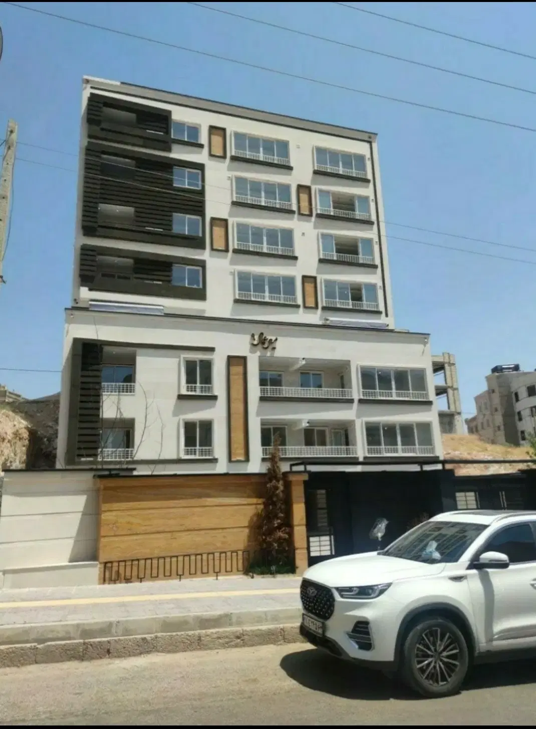 آپارتمان ۲ خوابه صدرا فاز یک