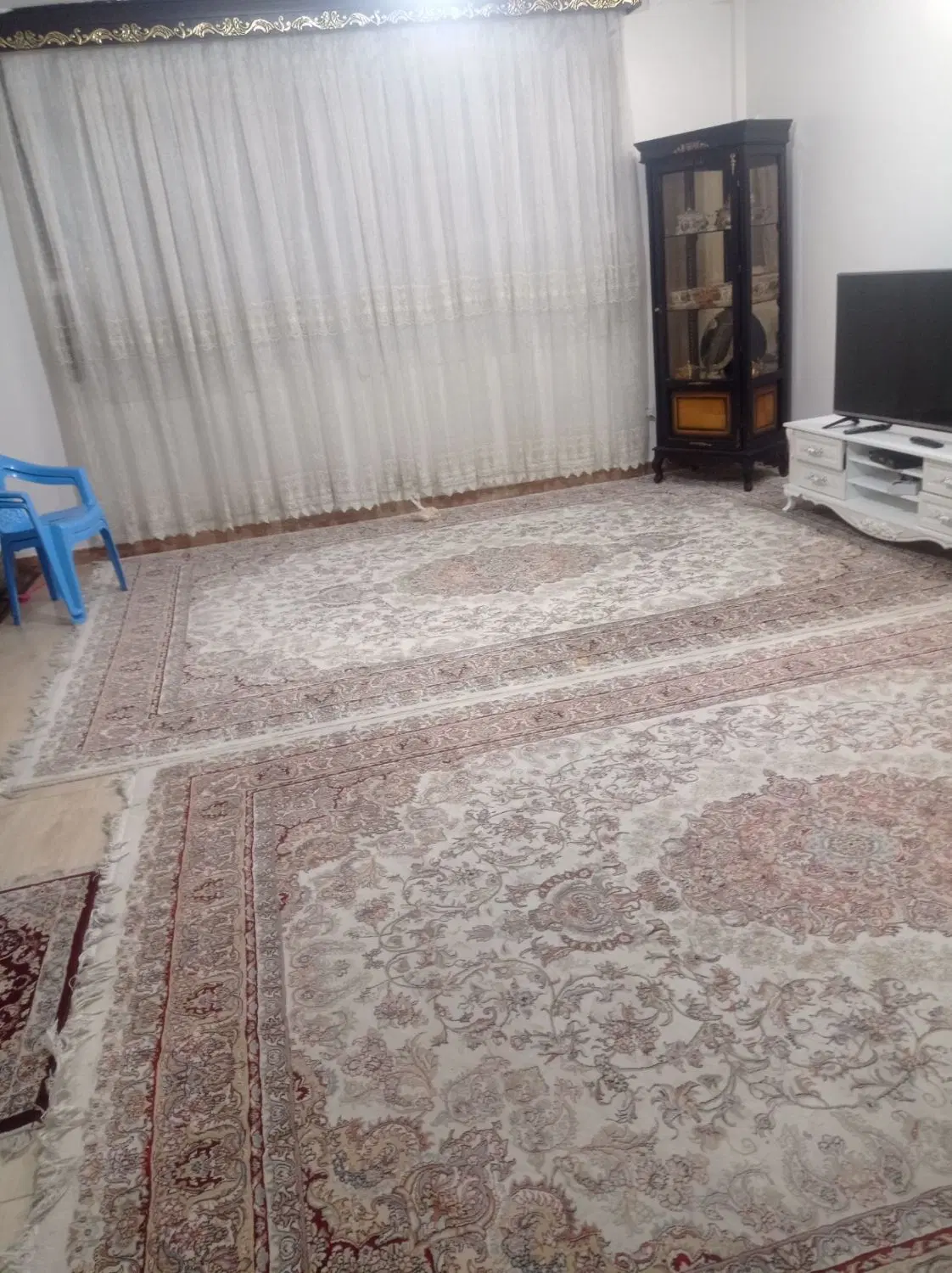 یک واحد اپارتمان تک واحدی طبقه سوم