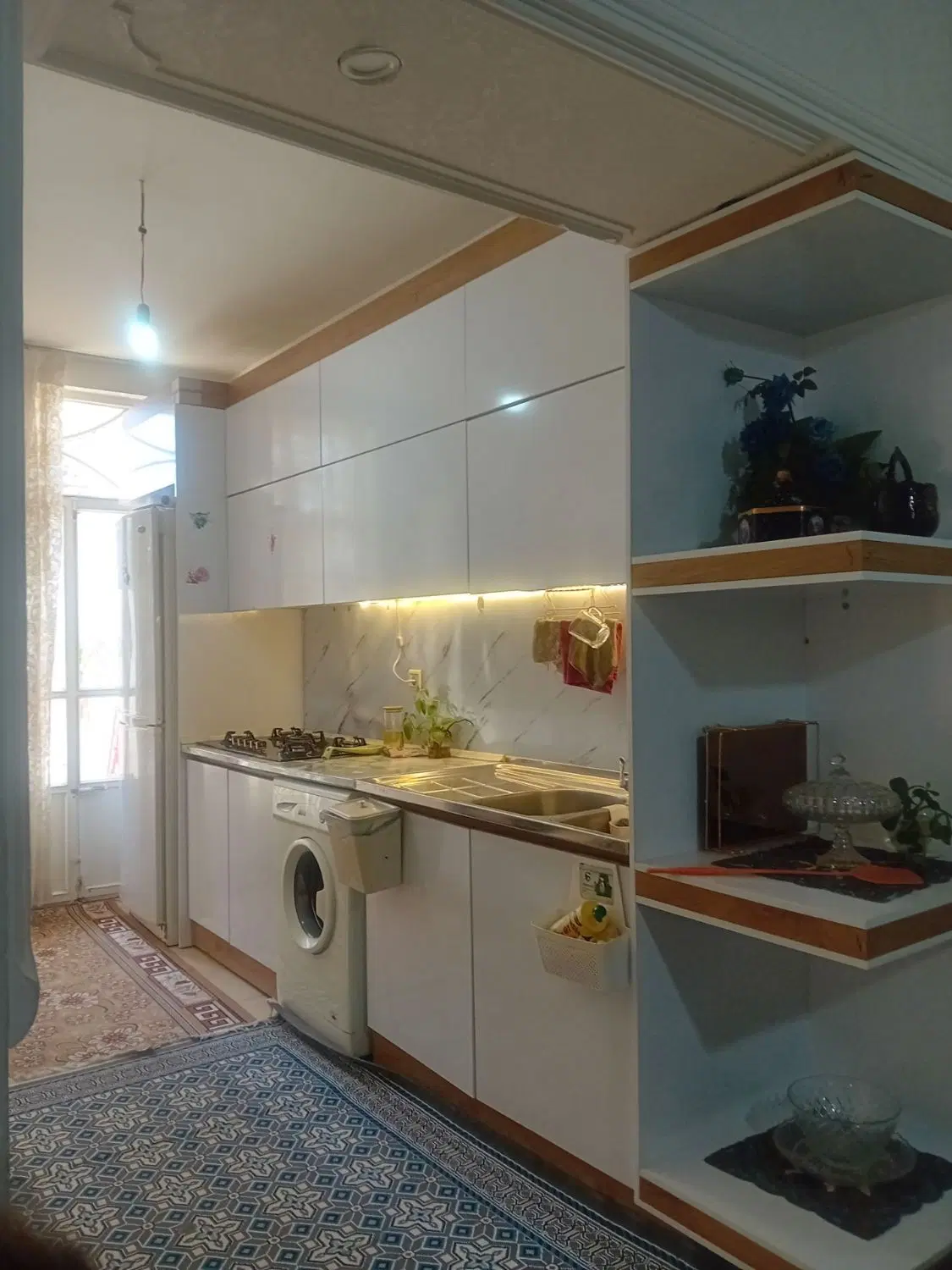 ساختمان فروشی دربستی ویلایی۱۰۵متری
