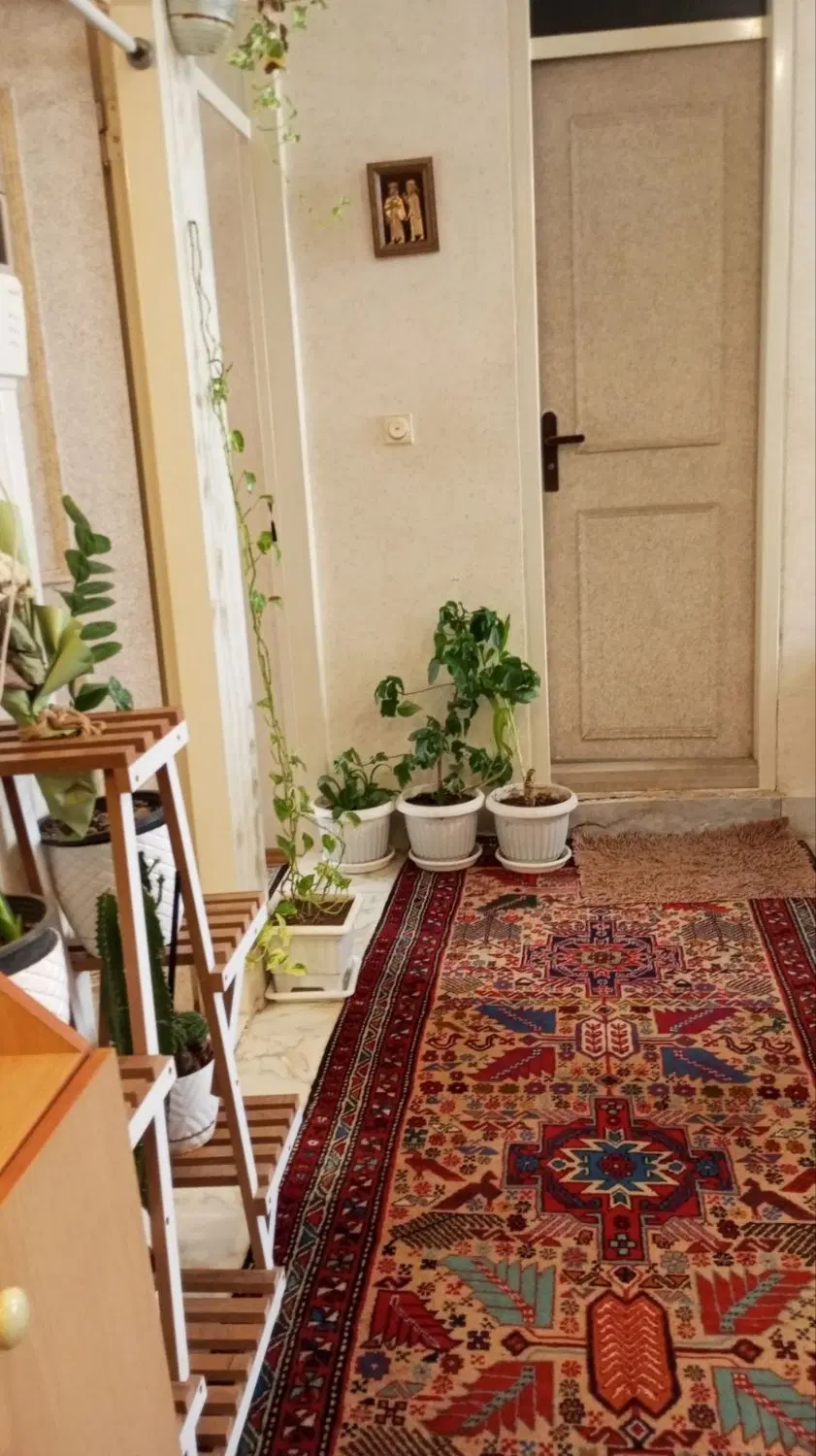 فروش یک واحد آپارتمان در کارشناسان