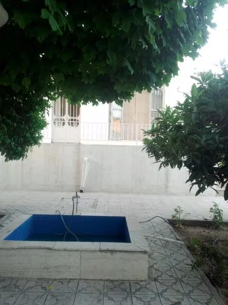 یک طبقه ویلایی ۳خوابه در شیراز