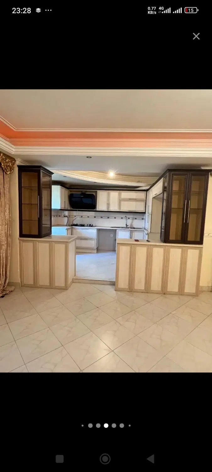 اجاره حیاط سه طبقه دربستی راه جدا