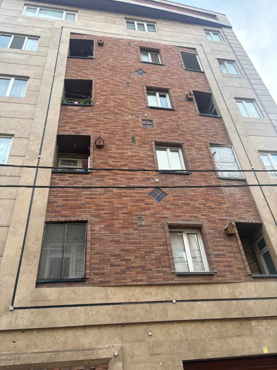 اپارتمان ۶۵ متری دو خوابه فول امکانات