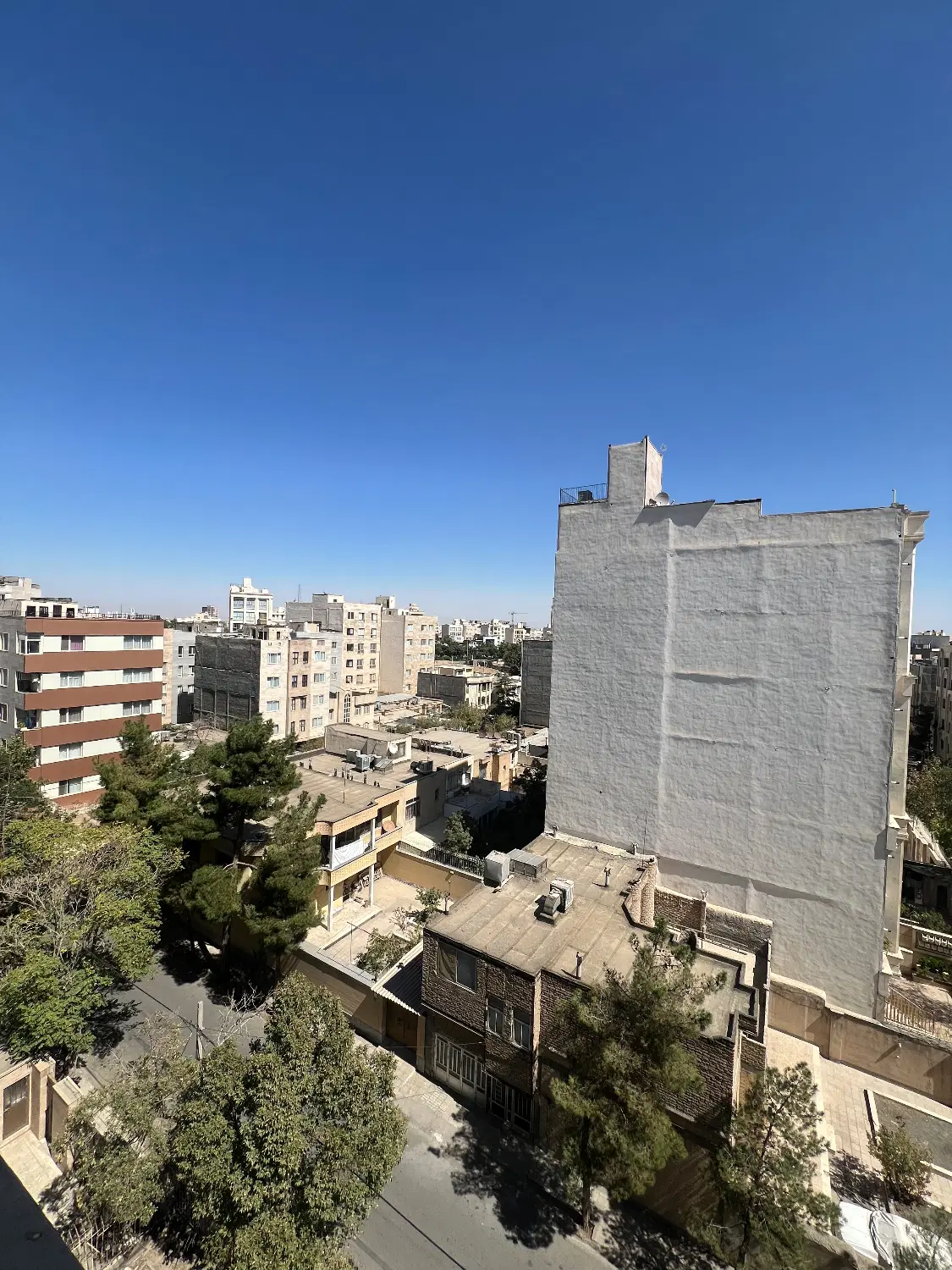 زمین ششدانگ اواسط لادن_حاشیه۹_۵ جنوبی