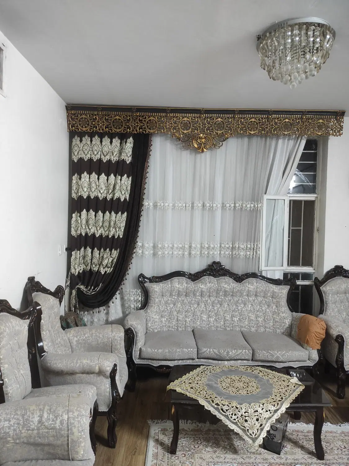 خانه ویلایی بلوار شهید نادمی بالای شصت متری