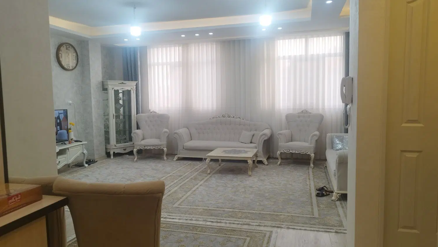 بهارستان یک واحد از دو واحد