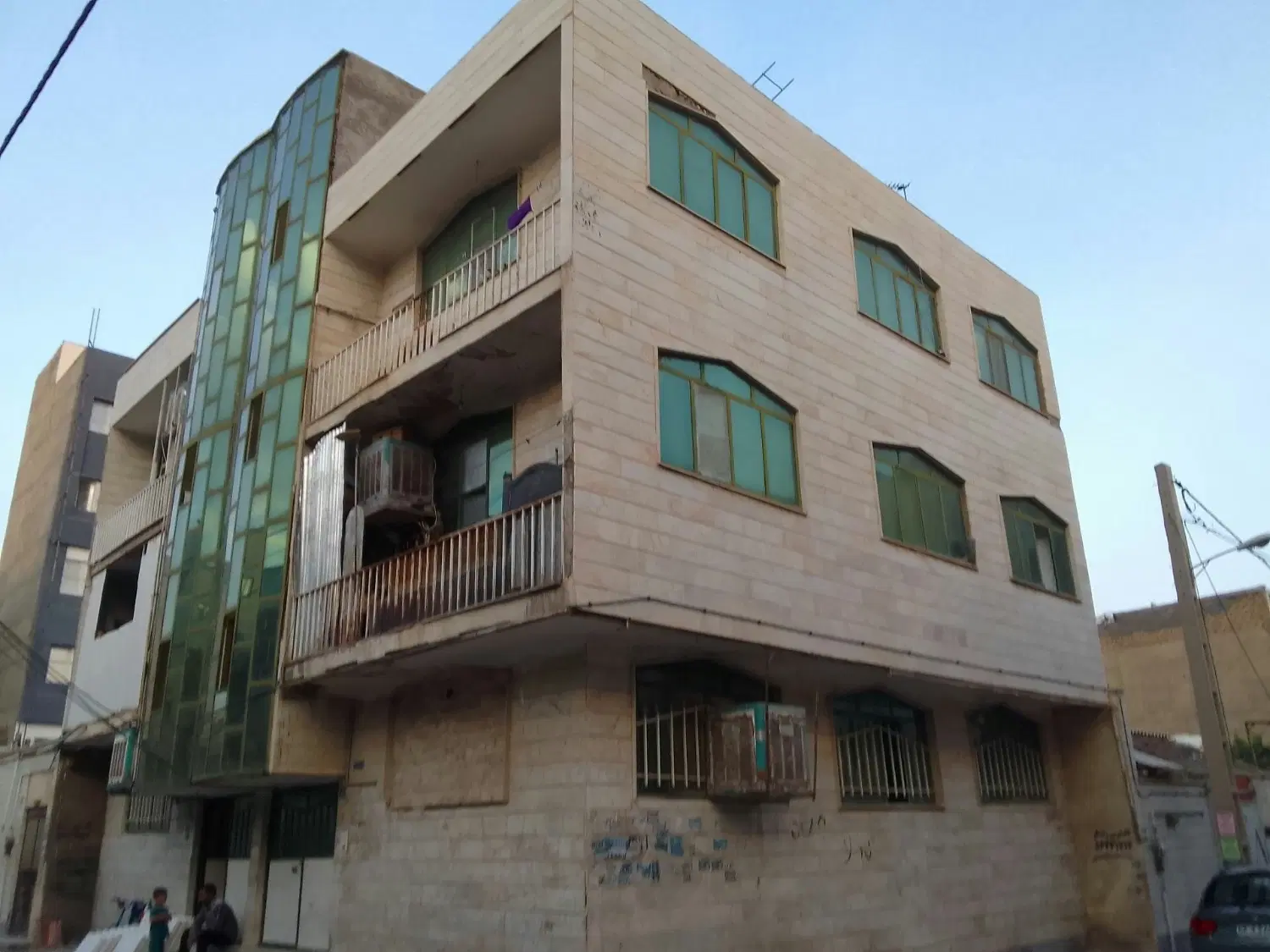 خانه ی ویلایی طبقه ۱ خیابان مصلی