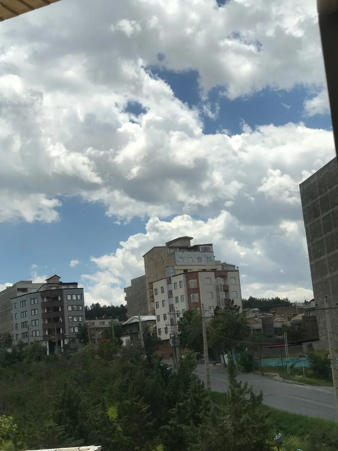 خانه کلنگی تخریب شده
