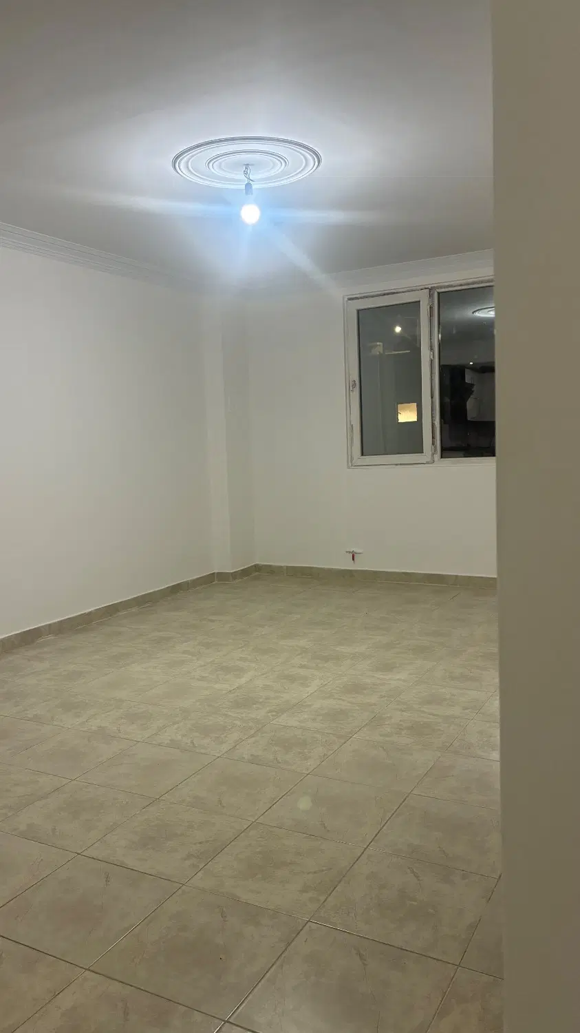 اپارتمان تک واحدی