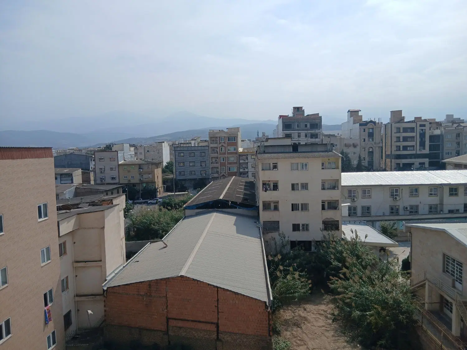 کمربندی۴۰۰ متر_خدمات خودرو_کافه توضیحات