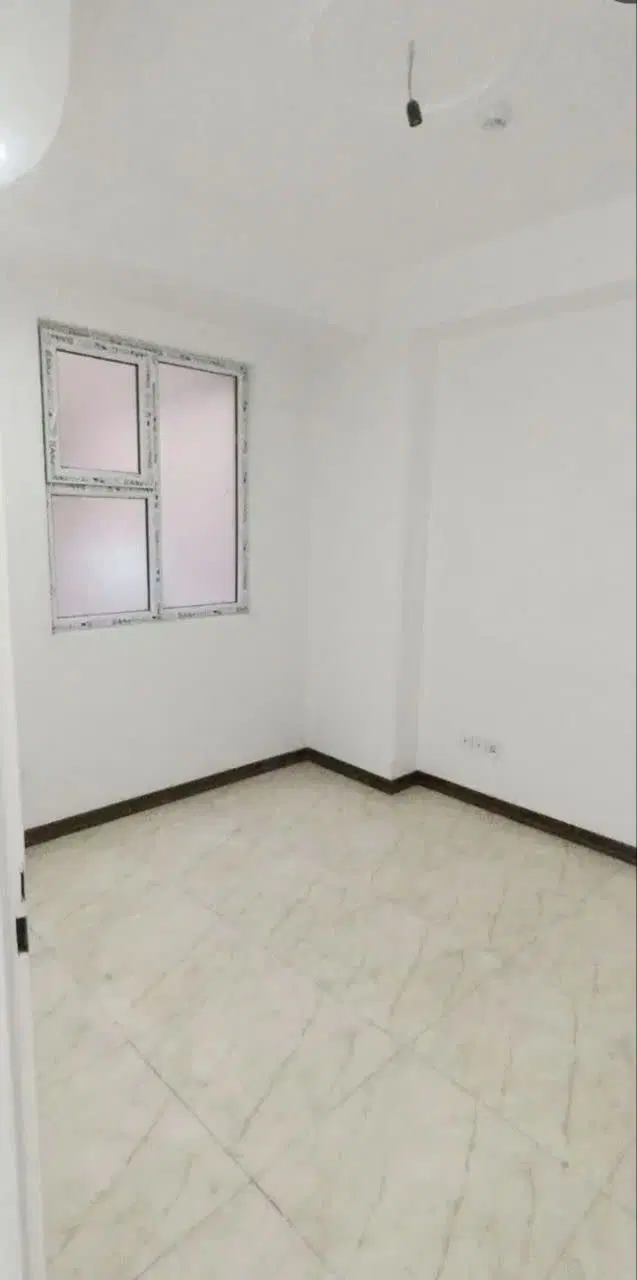 اجاره و رهن آپارتمان ۸۰متری ۲خواب پارکینگ انباری