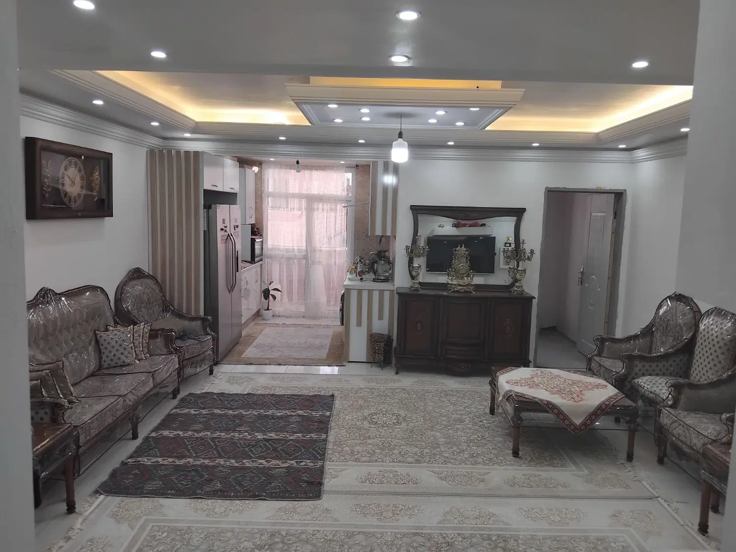 فروش واحد اماده و پیش فروش از مالک ۷۵متری ۷۹متری
