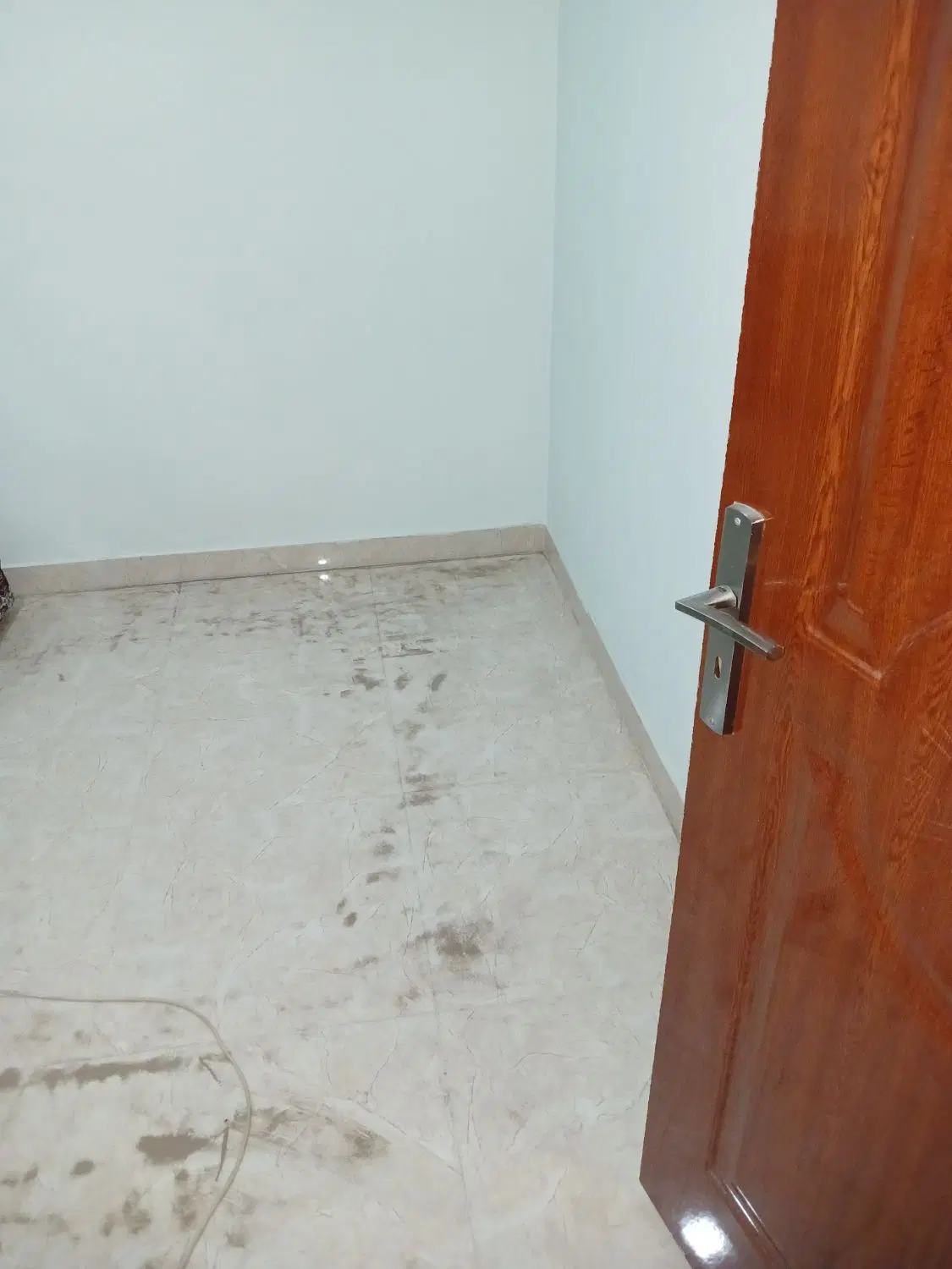 اتاق دربست، همخونه