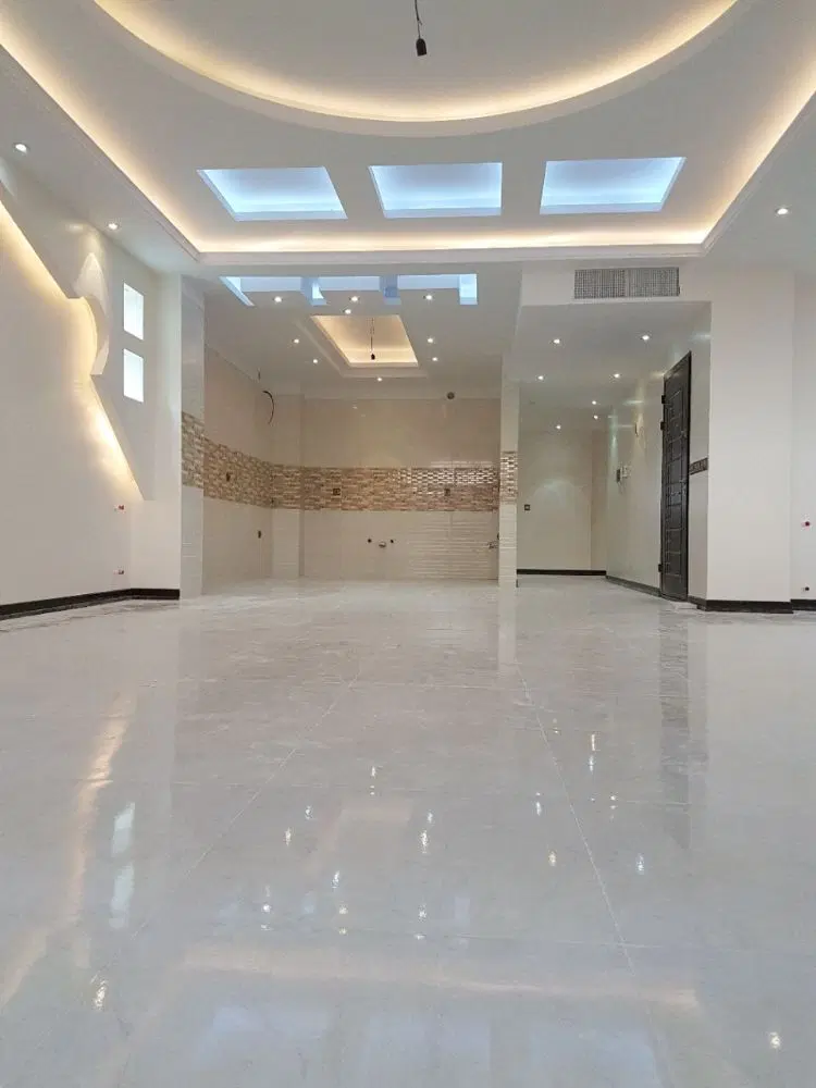 ساختمان نو ساز یا نیمه ساز