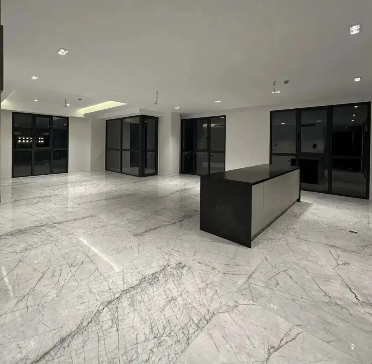 واحد ۲۳۰متری نوساز ۳خواب در گلسار (تاپ لوکیشن)