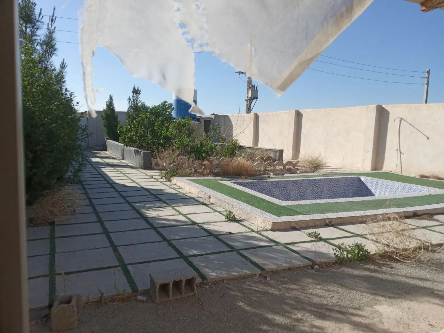 ۳۵۰متر حصارمهتر خ اردیبهشت ۶سال ساخت