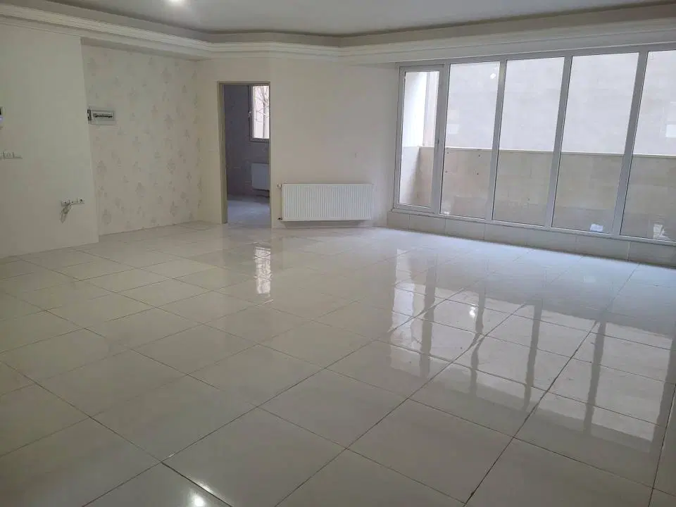 آپارتمان لوکس ۳ خوابه